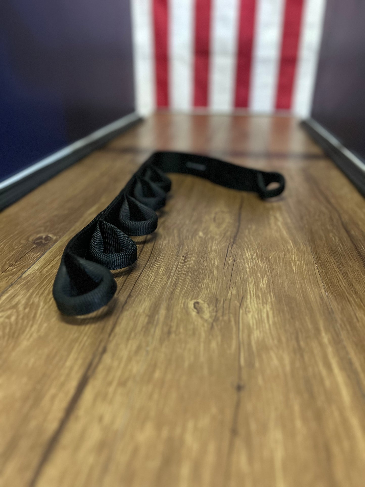 Bite Table Back Tie